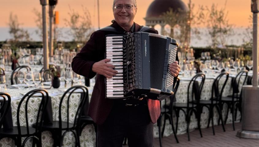 Mark Danisovszky | Acoustic Spot Talent